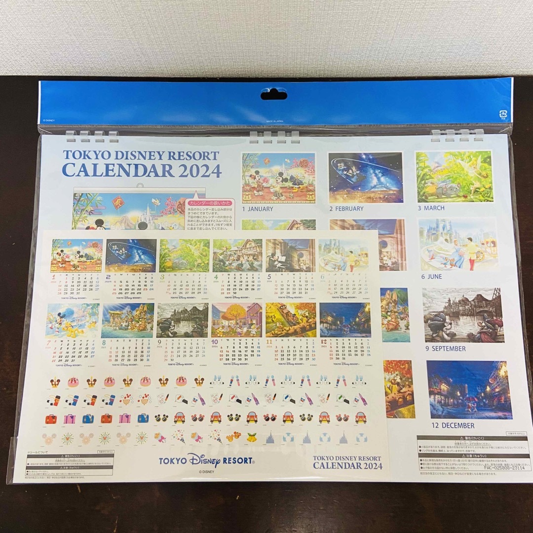 ディズニーリゾート　カレンダー　2024  壁掛け　ミッキー　2個セット　新品