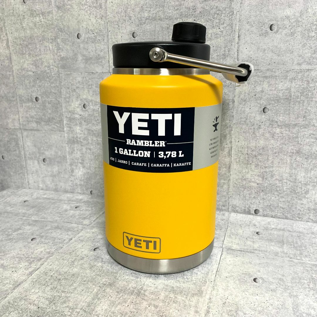 YETI(イエティ)の希少カラー 日本未発売モデル 正規品 YETI イエティ ジャグ 1ガロン スポーツ/アウトドアのアウトドア(その他)の商品写真
