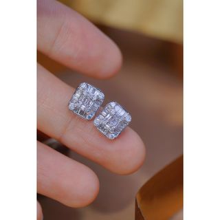 天然ダイヤモンドピアス0.52ct k18の通販 by 天然ダイヤモンド&パール