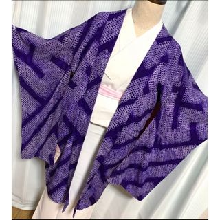 お値打ち品～アンティークちりめん長羽織・紫地に花柄(リメイク)・美品　B-76