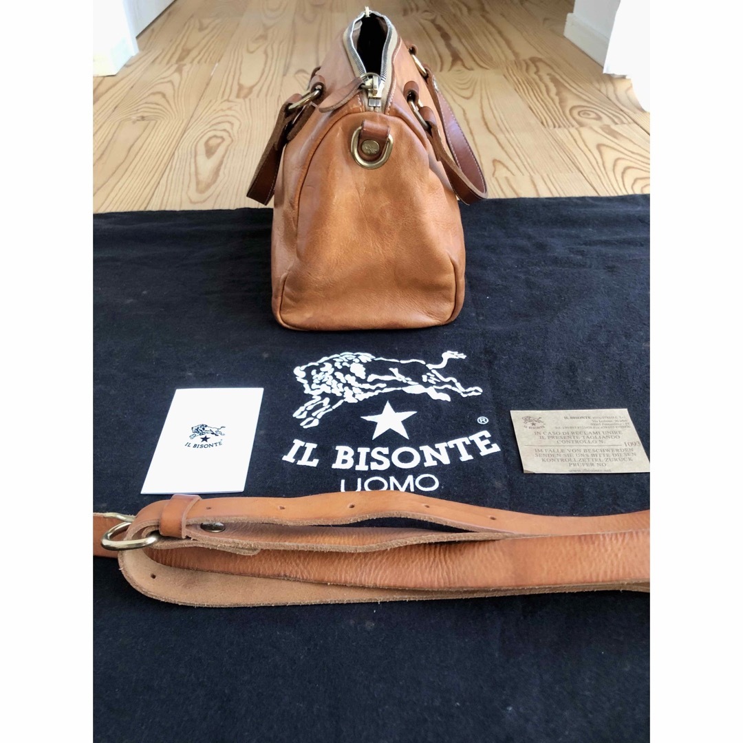 IL BISONTE(イルビゾンテ)のIL BISONTE/イルビゾンテ ブラウン オールレザー ボストンバッグ レディースのバッグ(ボストンバッグ)の商品写真