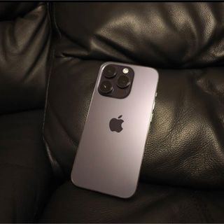 アイフォーン(iPhone)のオファ様専用　iPhone14pro 256 SIMフリー　ケース付き(スマートフォン本体)