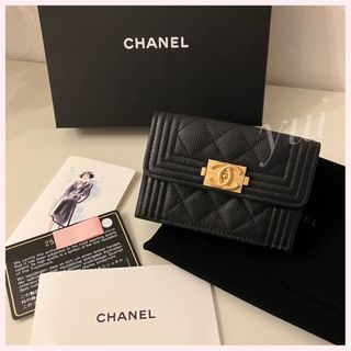 シャネル(CHANEL)のシャネル　マトラッセ　ボーイシャネル　コンパクト　折り財布　キャビアスキン(財布)