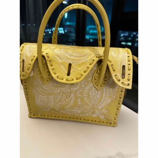GRACE CONTINENTAL(バッグ ・ イエロー/黄色系)のフリマ GRACE CONTINENTAL(バッグ ・ イエロー/黄色系)のフリマ