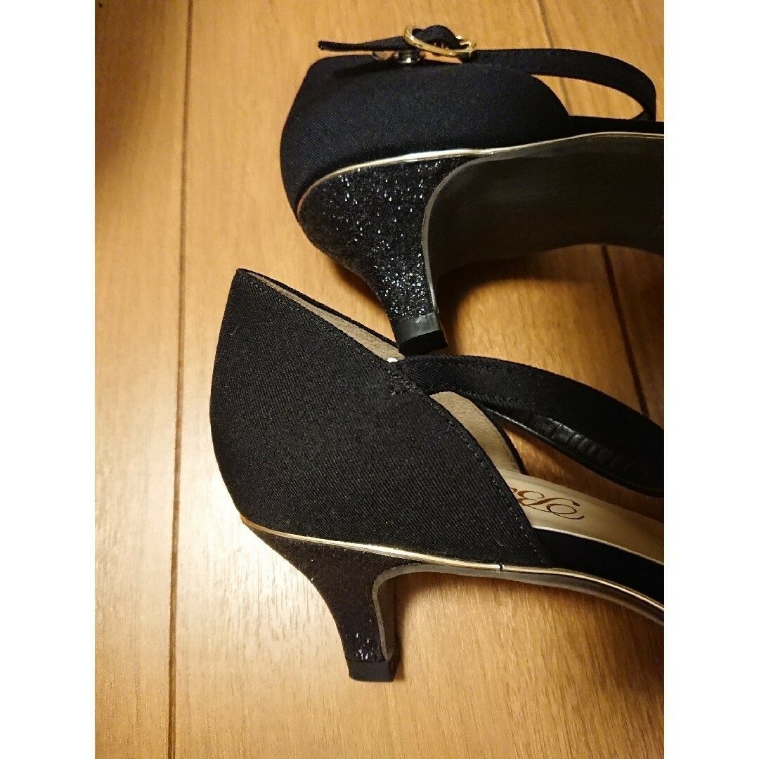 ブランコワール フラワーカットセパレートパンプス ブラック グリッターヒールパン レディースの靴/シューズ(ハイヒール/パンプス)の商品写真