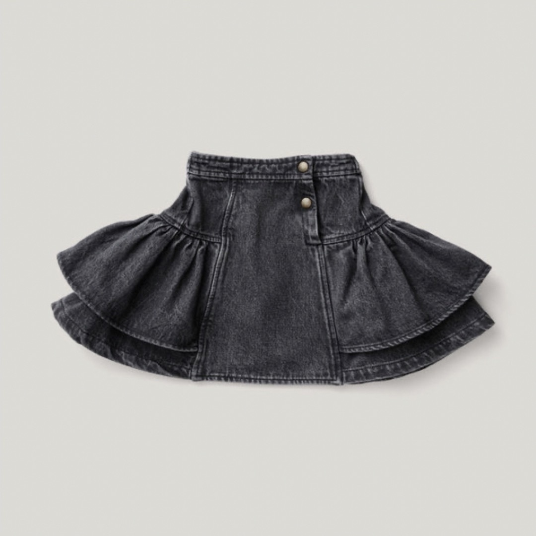 SOOR PLOOM(ソーアプルーム)のSOOR  PLOOM  Molly Skirt，Black Denim　5yr キッズ/ベビー/マタニティのキッズ服女の子用(90cm~)(スカート)の商品写真