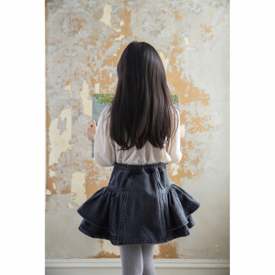 SOOR PLOOM(ソーアプルーム)のSOOR  PLOOM  Molly Skirt，Black Denim　5yr キッズ/ベビー/マタニティのキッズ服女の子用(90cm~)(スカート)の商品写真