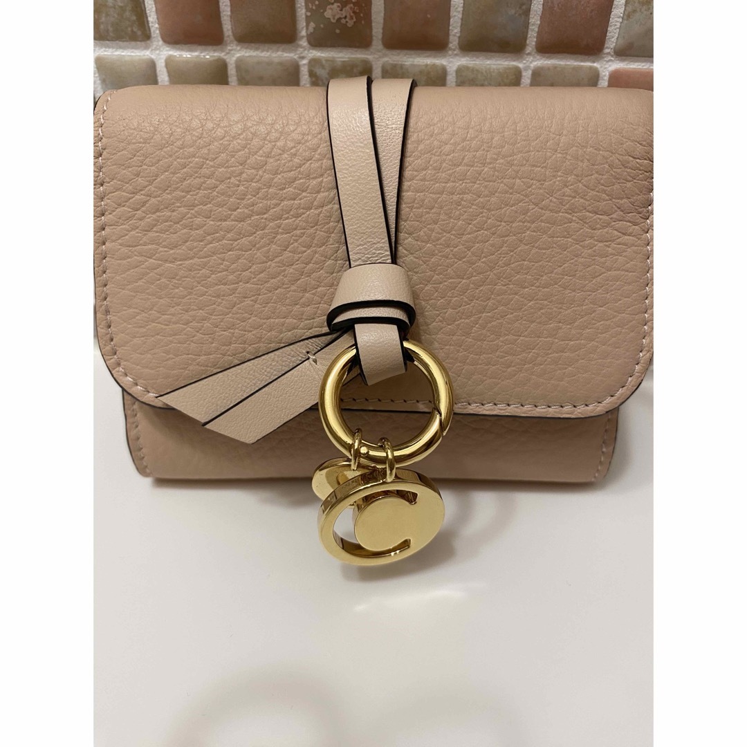 Chloe - Chloe alphabet スモールトリフォールド アルファベット 財布