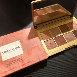 ローラメルシエ(laura mercier)のローラメルシエ ジャパン イン ブルーム アイシャドウパレット(アイシャドウ)