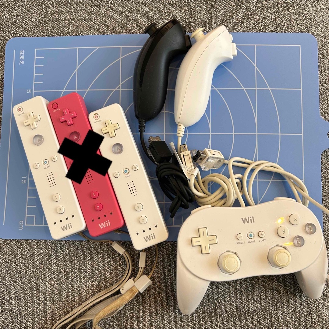 Wii リモコン ヌンチャク ゲームコントローラー3つ - テレビゲーム Wii リモコン ヌンチャク ゲームコントローラー3つ - テレビゲーム