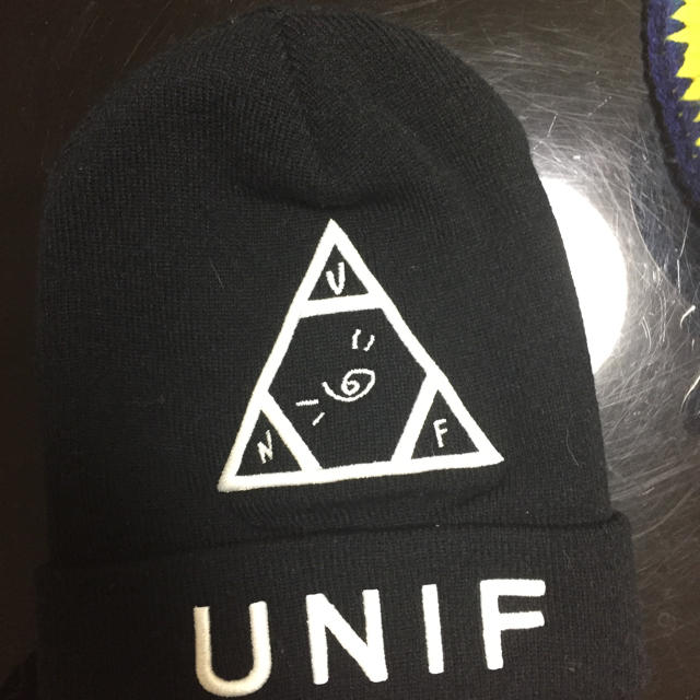 UNIF(ユニフ)のUNIFニット帽 レディースの帽子(ニット帽/ビーニー)の商品写真