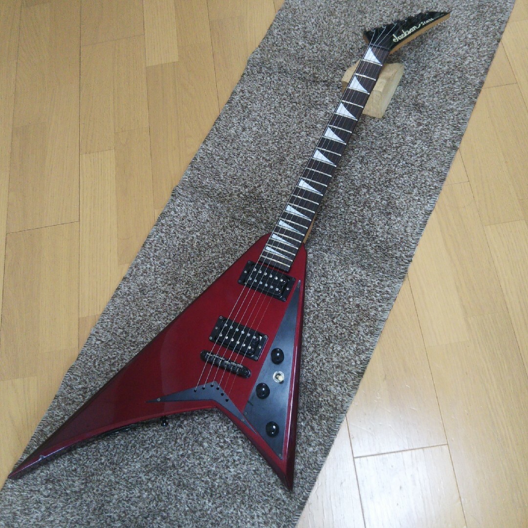 JACKSON STARS RR-03B ランディV エレキギター-