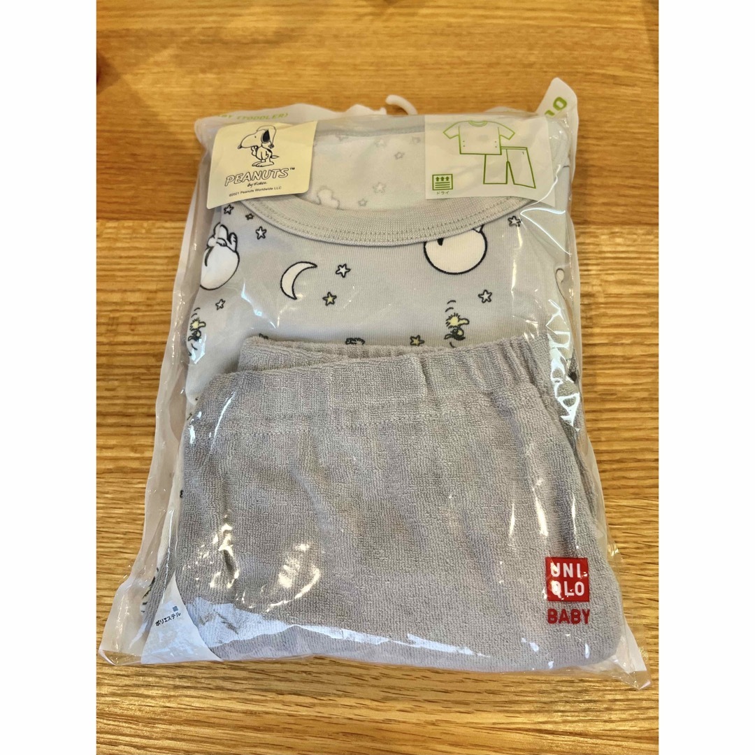 UNIQLO(ユニクロ)のUNIQLO パジャマ　スヌーピー　110 キッズ/ベビー/マタニティのキッズ服男の子用(90cm~)(パジャマ)の商品写真