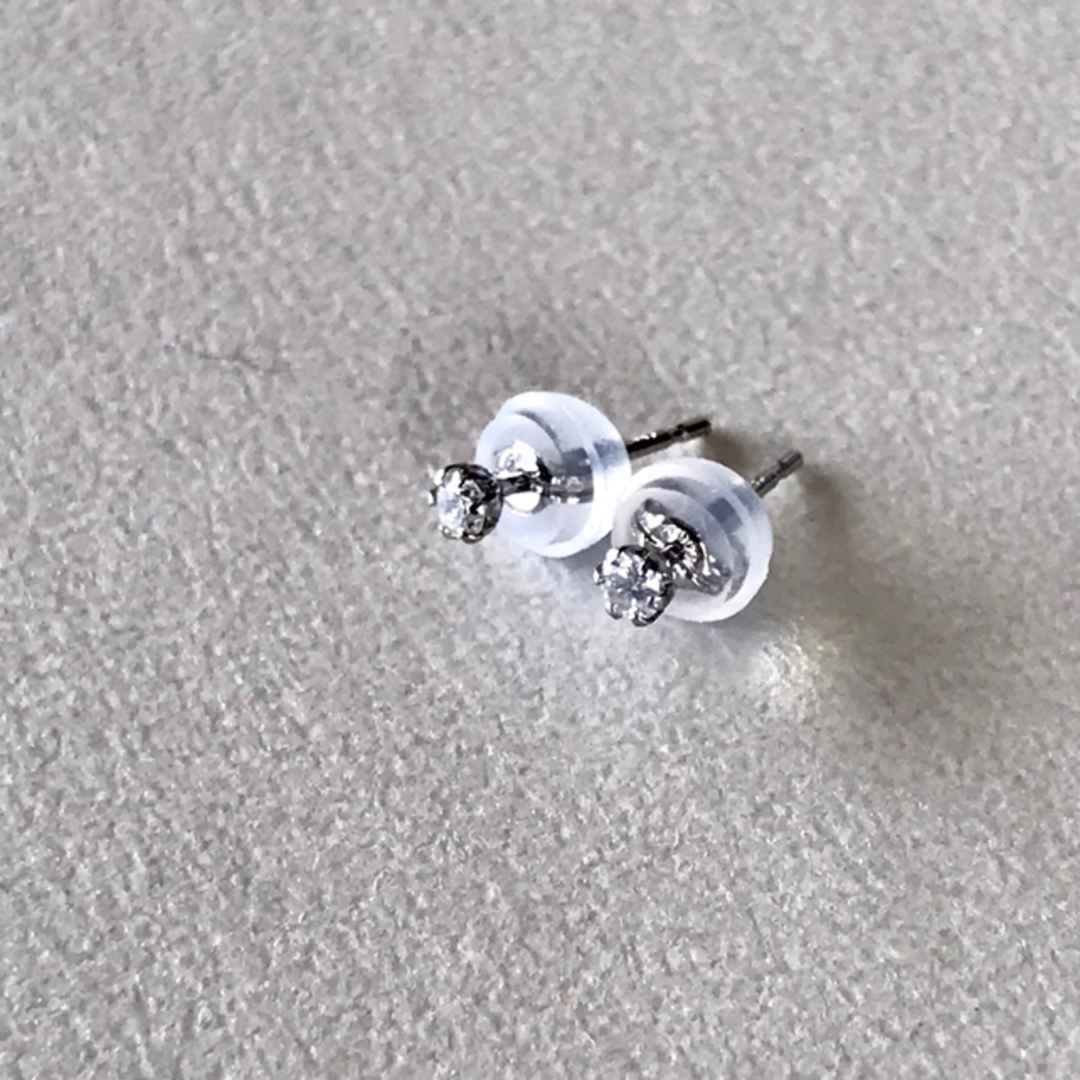 H〜Gカラー品質ダイヤモンドピアス　プラチナピアス 0.10ct pt900  ピアス