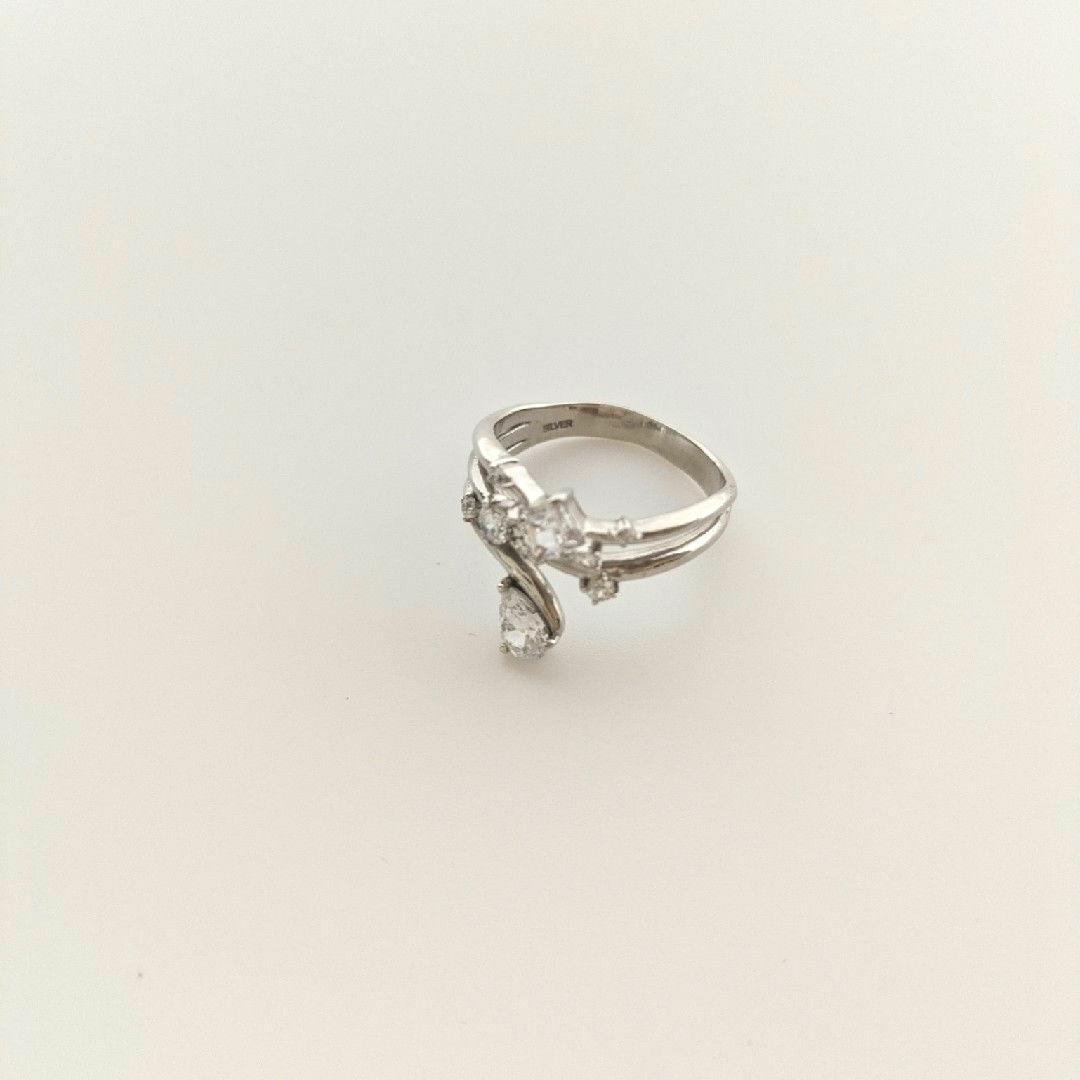 キュービックジルコニアデザインシルバーリング レディースのアクセサリー(リング(指輪))の商品写真