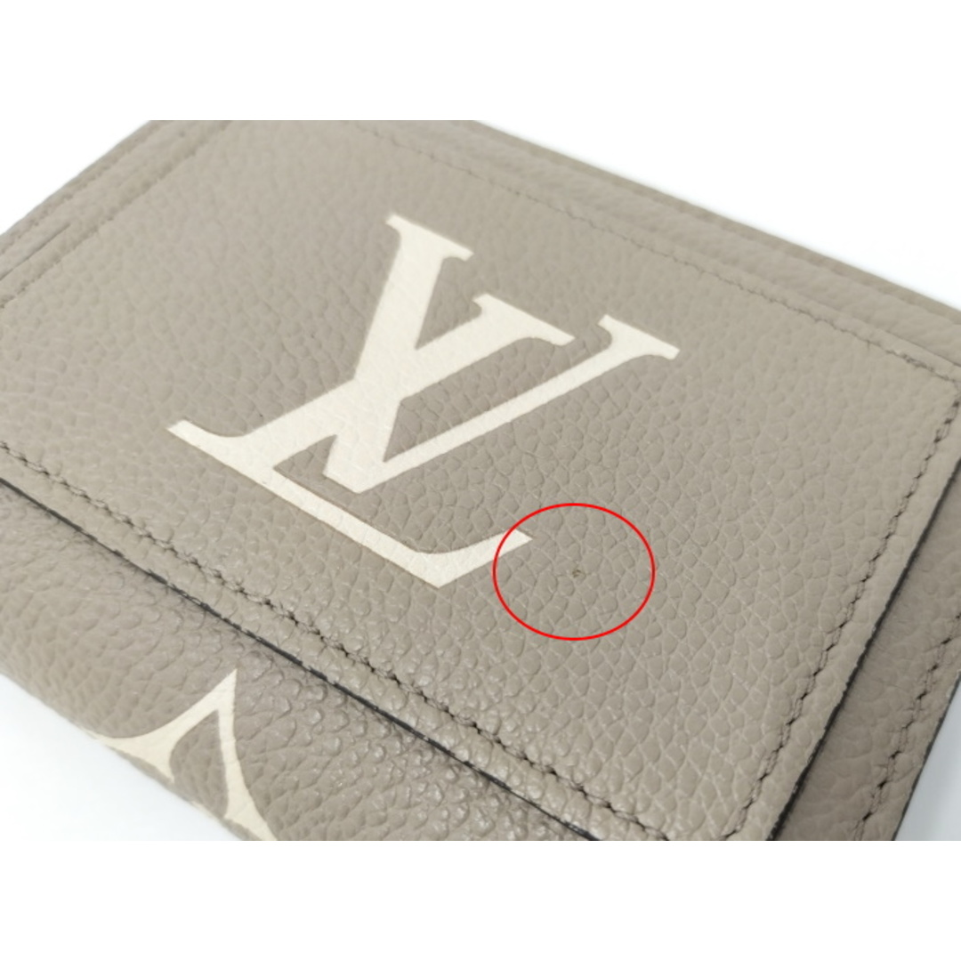 LOUIS VUITTON(ルイヴィトン)のLOUIS VUITTON ポルトフォイユクレア 二つ折り財布 レディースのファッション小物(財布)の商品写真
