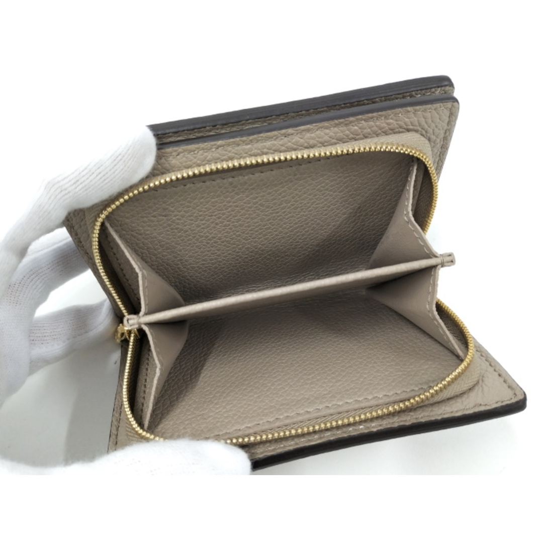 LOUIS VUITTON(ルイヴィトン)のLOUIS VUITTON ポルトフォイユクレア 二つ折り財布 レディースのファッション小物(財布)の商品写真