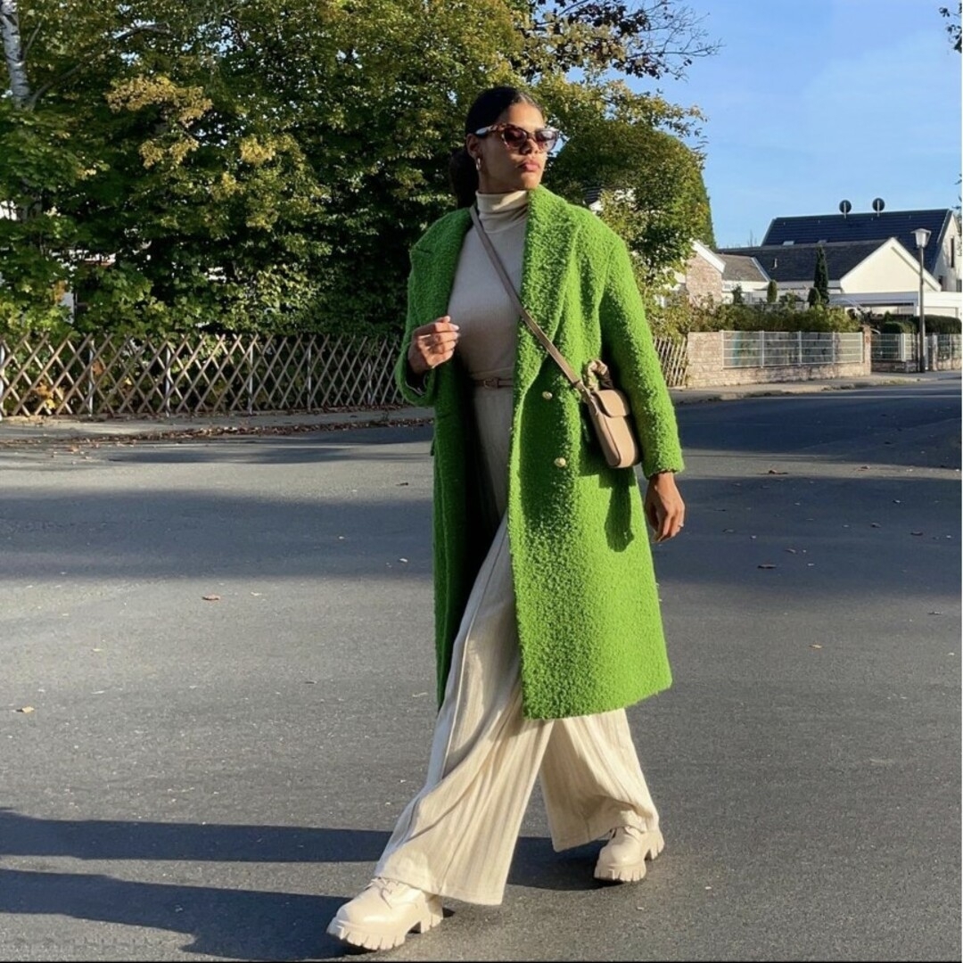 ZARA - ZARA ロングコート - LIMITED EDITION XSサイズ グリーン ZARA - ZARA ロングコート - LIMITED EDITION XSサイズ グリーン