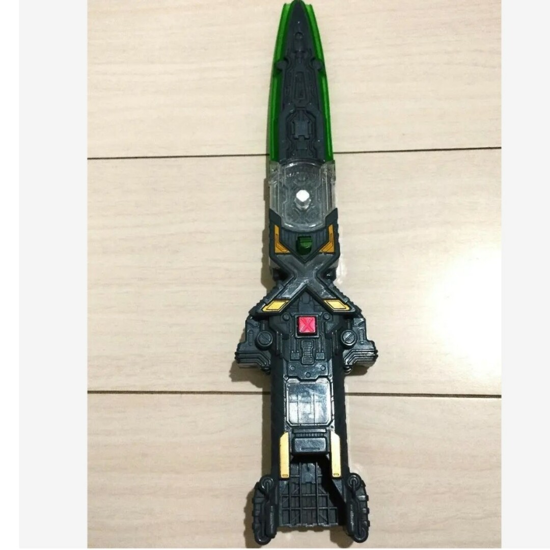 仮面ライダーW ダブル 超多色発光剣 DXプリズムビッカーの通販 by an|ラクマ