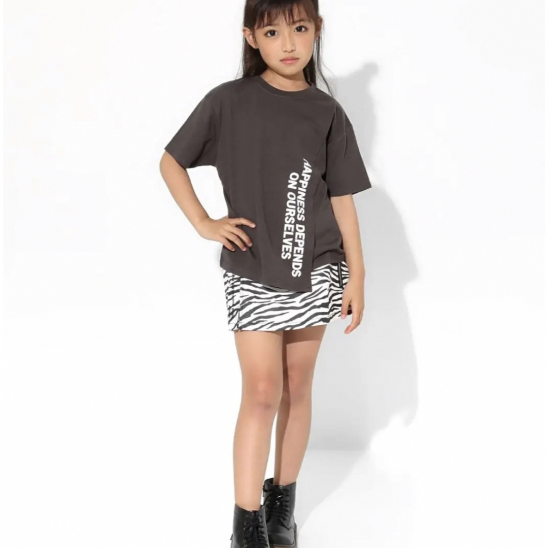 ANAP Kids(アナップキッズ)の新品❗️ 未開封❗️ANAP Tシャツ　S 100 110半袖　チャコールグレー キッズ/ベビー/マタニティのキッズ服男の子用(90cm~)(Tシャツ/カットソー)の商品写真