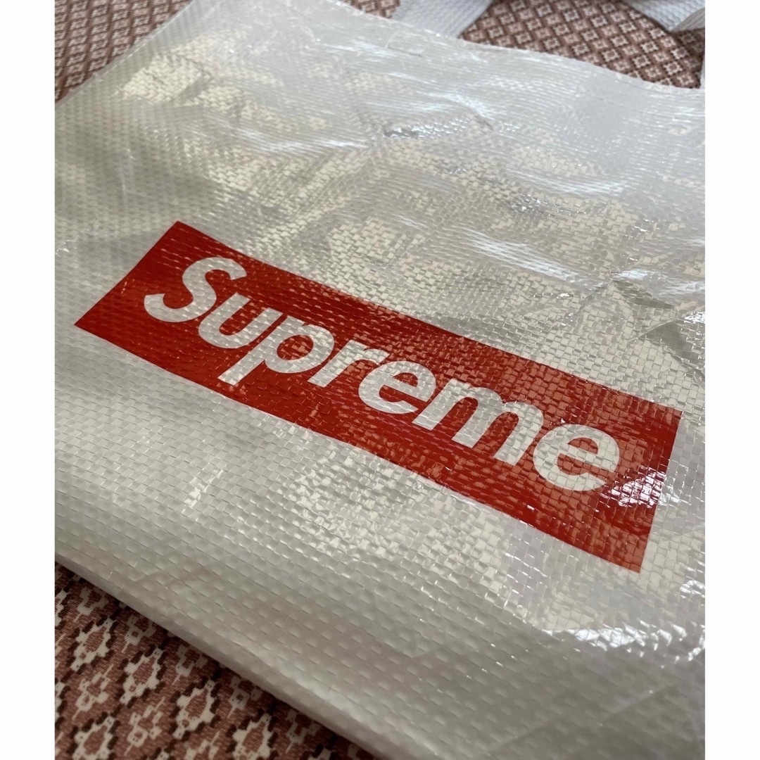 Supreme(シュプリーム)のシュプリーム　ショッパー　小サイズ　S メンズのバッグ(その他)の商品写真