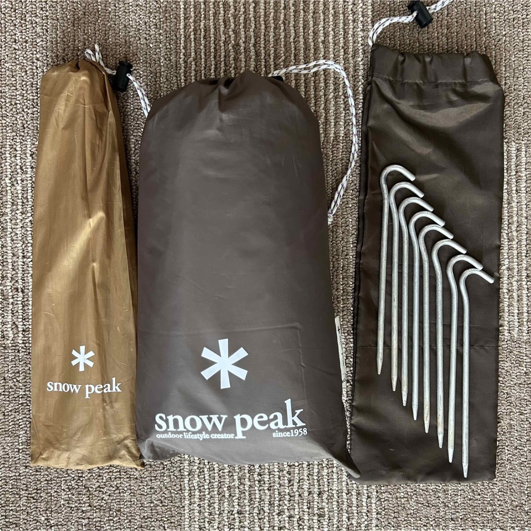 Snow Peak(スノーピーク)のスノーピーク ライトタープ ペンタ シールド ポール付き スポーツ/アウトドアのアウトドア(テント/タープ)の商品写真