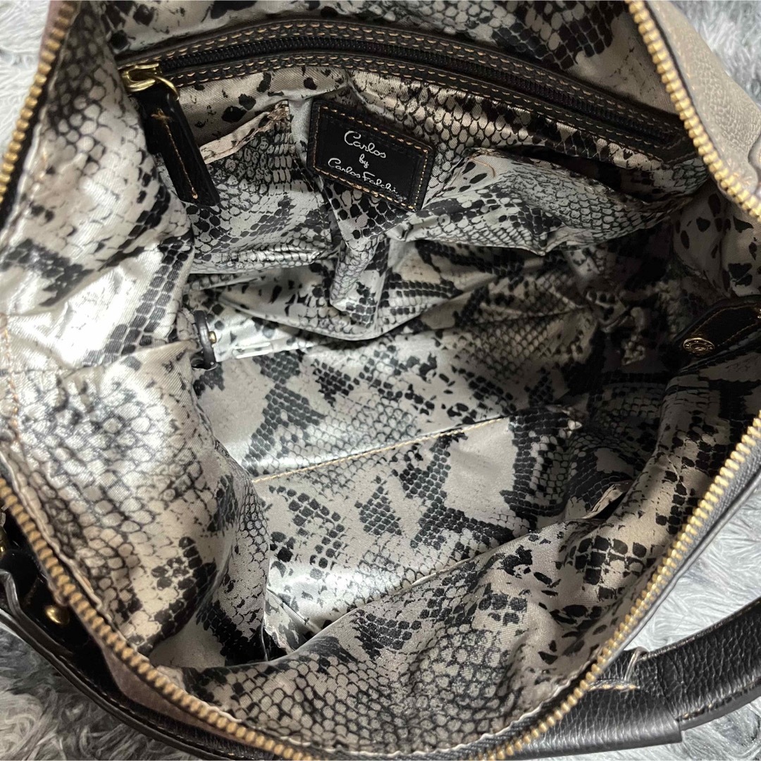 【美品】Carlos Falchi カルロスファルチ ハンドバッグ  ブラック レディースのバッグ(ハンドバッグ)の商品写真