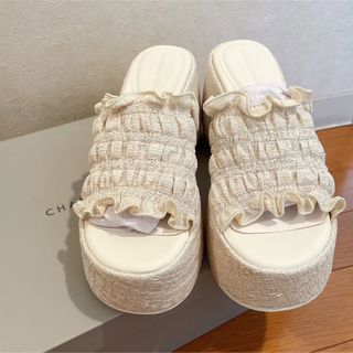 charles&keith ルーシュドプラットフォームミュール