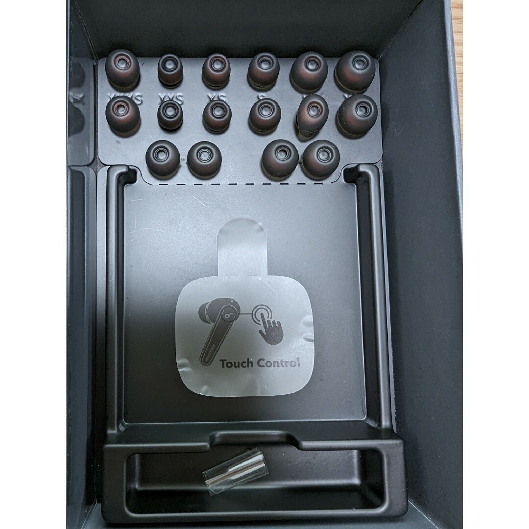 Anker(アンカー)の箱、ｲﾔｰﾋﾟｰｽのみ　Liberty Air 2 Pro Soundcore スマホ/家電/カメラのオーディオ機器(ヘッドフォン/イヤフォン)の商品写真