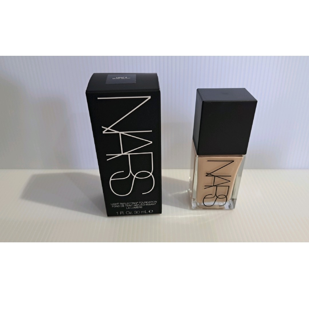 NARS(ナーズ)のNARS ナーズ　ライトリフレクティング ファンデーション　 02166 コスメ/美容のベースメイク/化粧品(ファンデーション)の商品写真