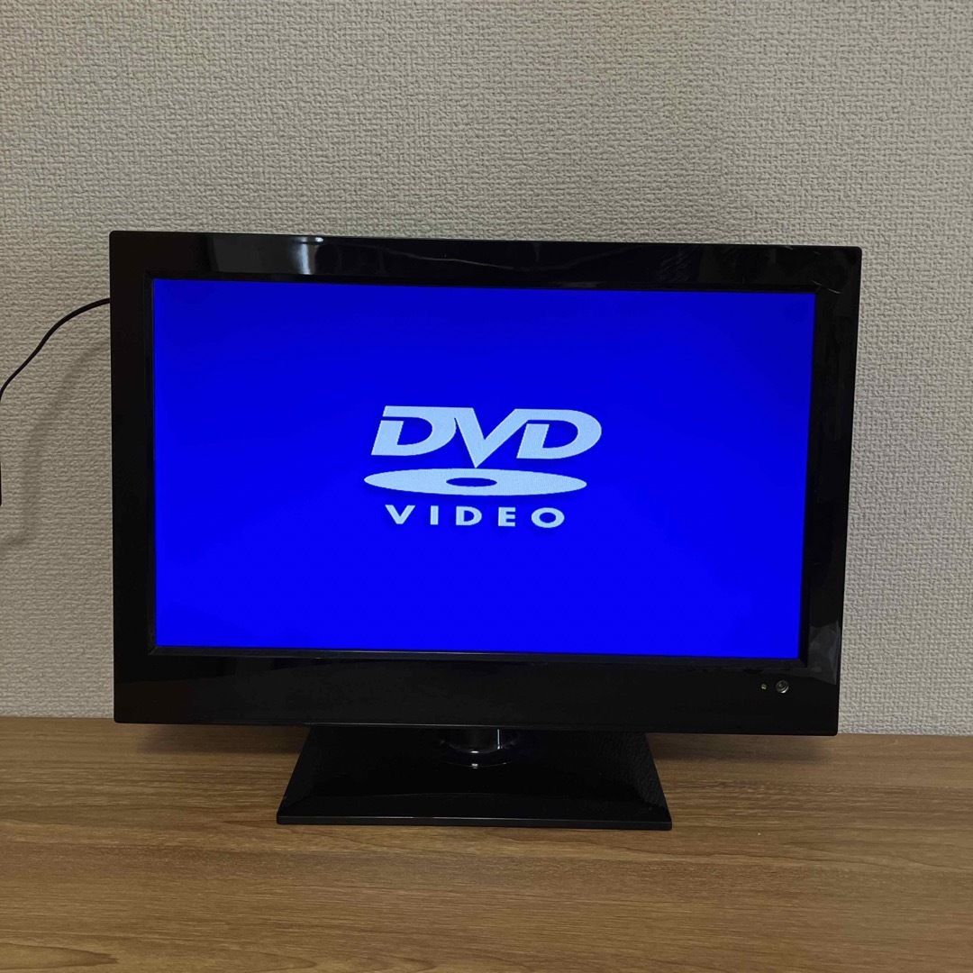 【最終値下げ‼️】16型　DVD内蔵デジタルハイビジョンLEDテレビ【難あり】 スマホ/家電/カメラのテレビ/映像機器(テレビ)の商品写真