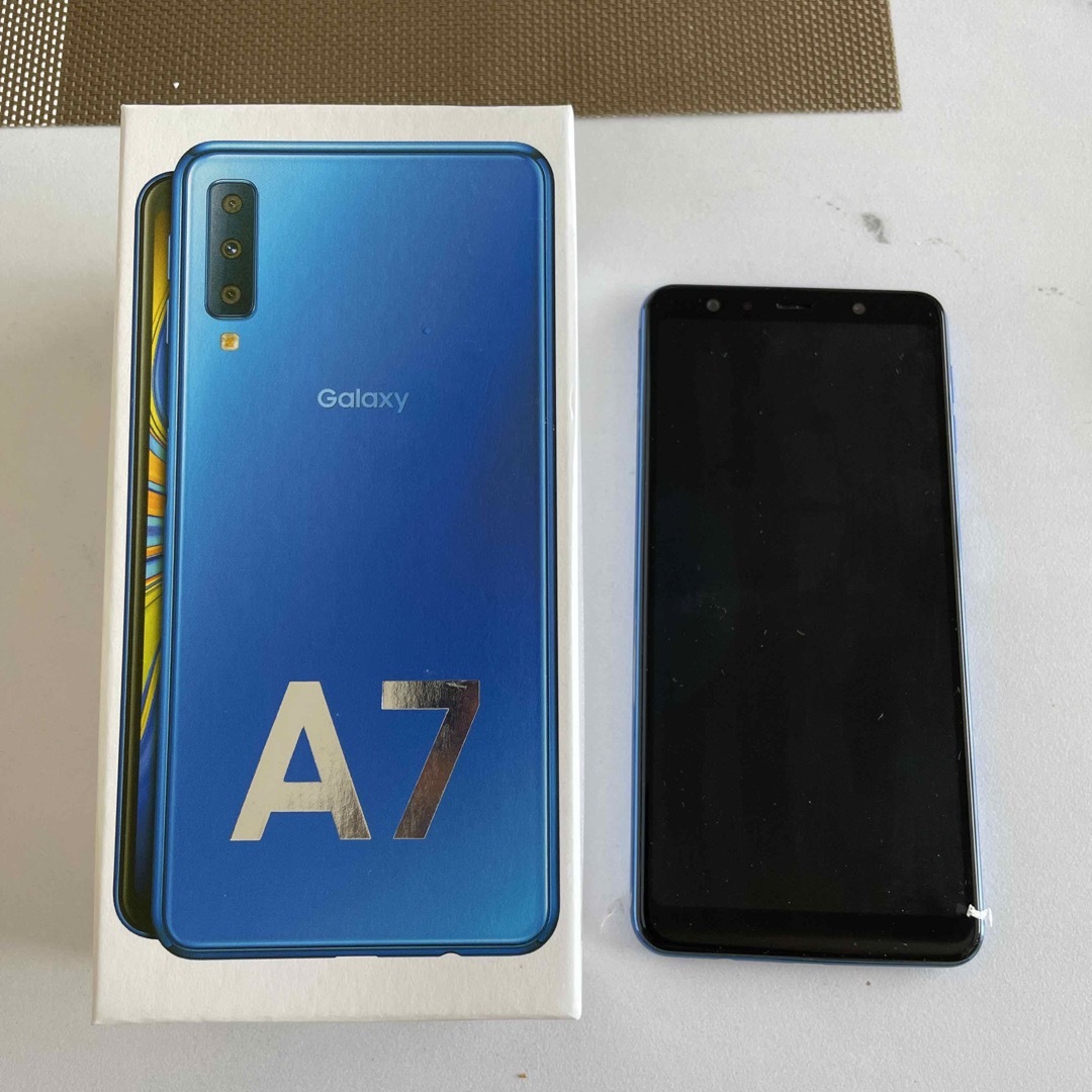 【新品 未開封】Galaxy A7　ブルー