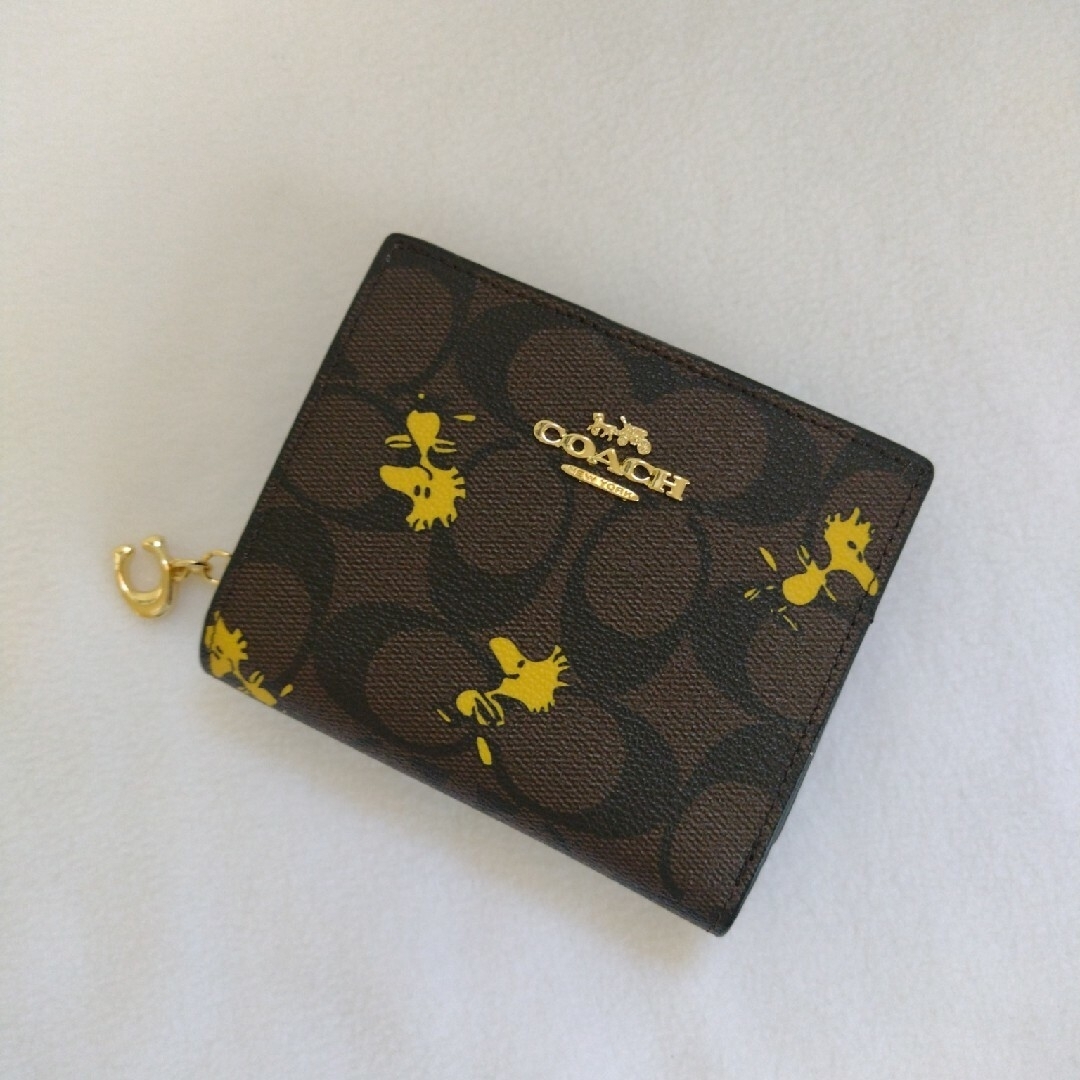 COACH(コーチ)のCOACH コーチ 二つ折り財布 ウッドストック シグネチャー 新品 レディースのファッション小物(財布)の商品写真