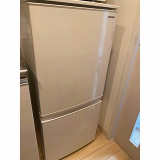 SHARP - ☆保証期間内☆冷蔵庫 シャープ SJ-D14E 一人暮らし用の通販