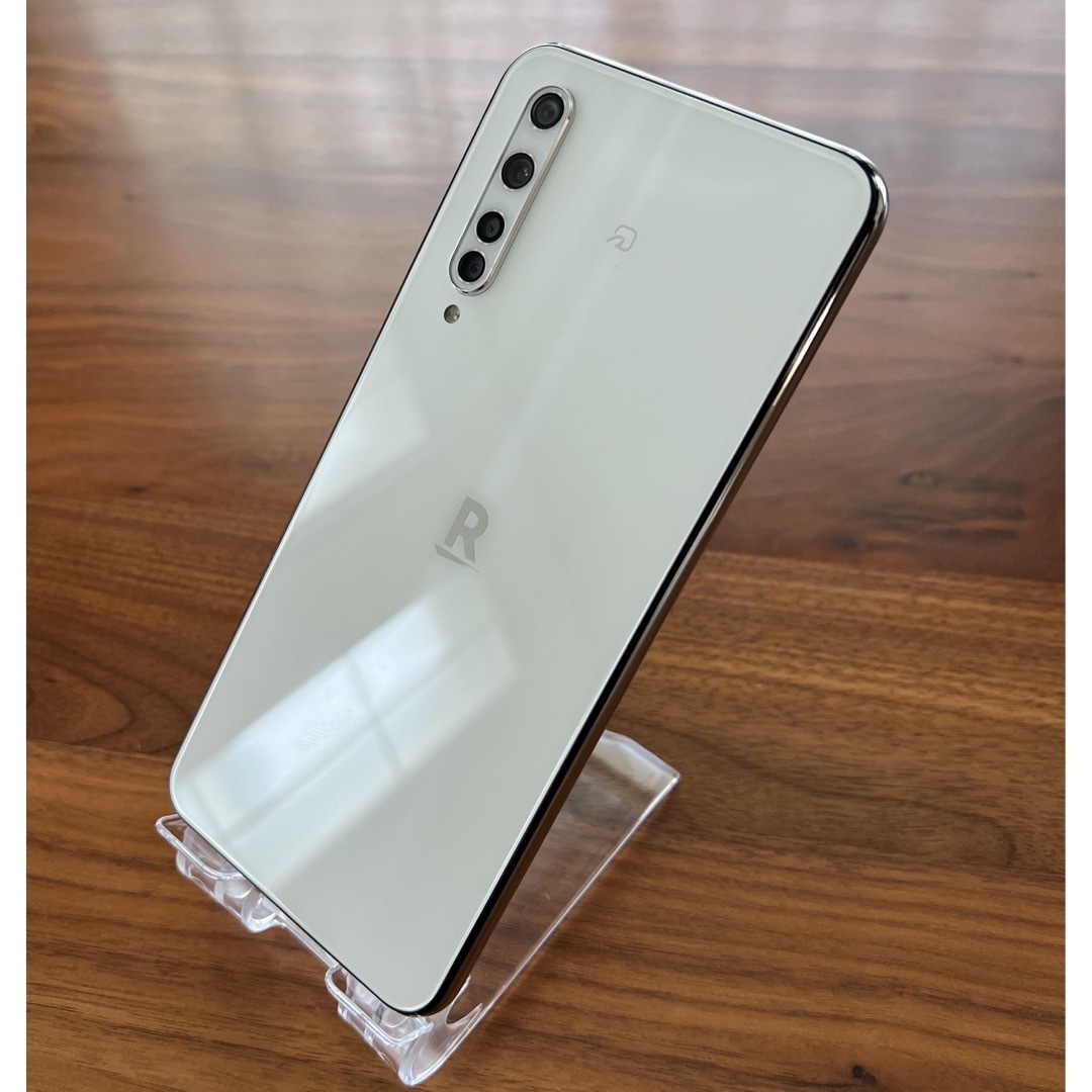 美品】Rakuten BIG ZR01ホワイト-