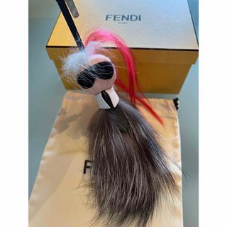 フェンディ(FENDI)の新品未使用　FENDI カールラガーフェルド　チャーム(キーホルダー)