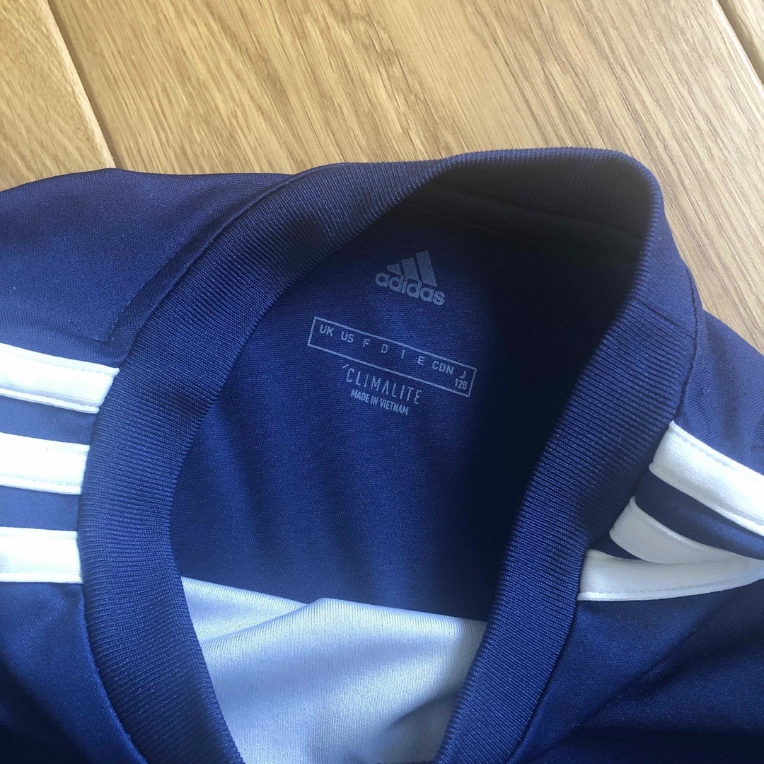 adidas(アディダス)のユリス様専用　キッズ用サッカーウェア　120 スポーツ/アウトドアのサッカー/フットサル(ウェア)の商品写真