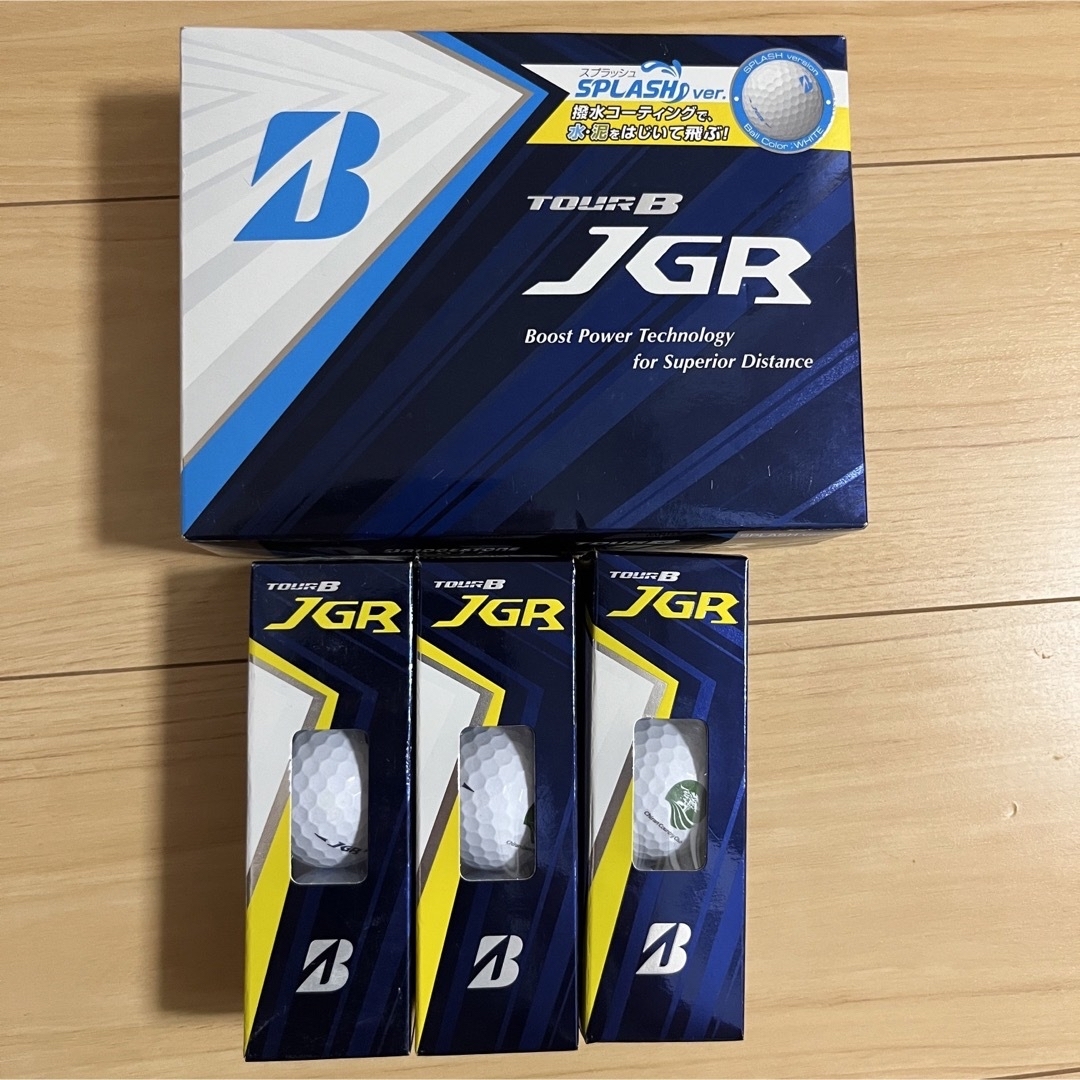 ゴルフボール　tour b JGR SPLASH 21球セット チケットのスポーツ(ゴルフ)の商品写真