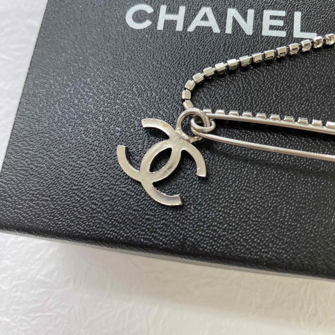 シャネル ブローチ ココマーク ダブルピン メタル シルバー CHANEL