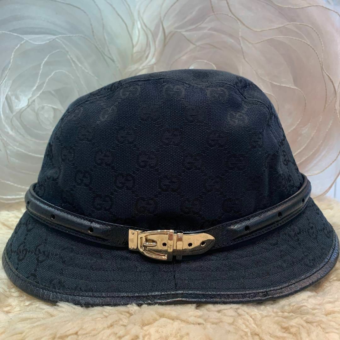 Gucci(グッチ)の☆美品☆GUCCI ハット GGキャンバスxレザー ベルトデザイン ブラック レディースの帽子(ハット)の商品写真