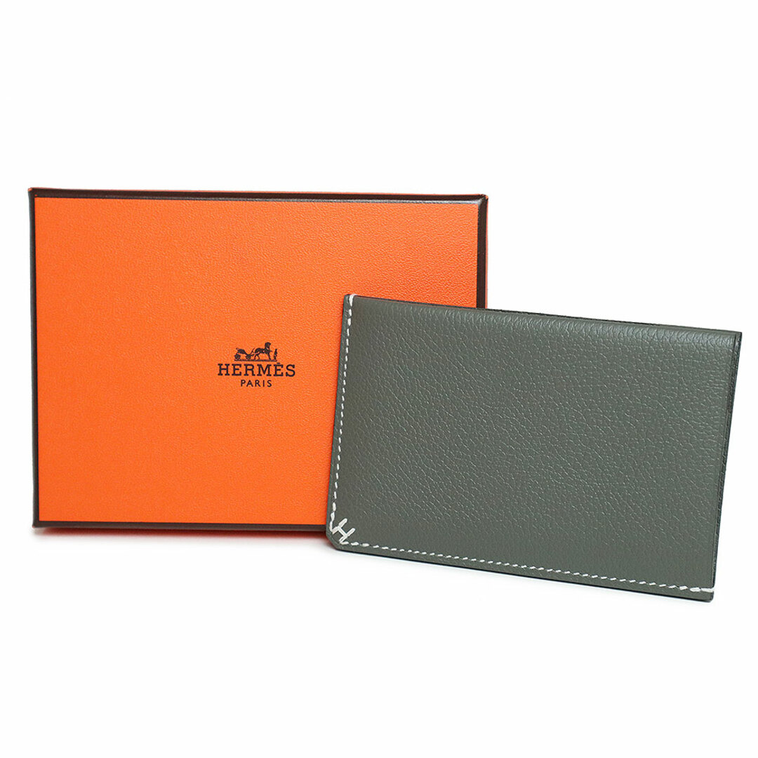 こちらの Hermes カルヴィ ヴェルソ カードケース(新品・未使用品)の