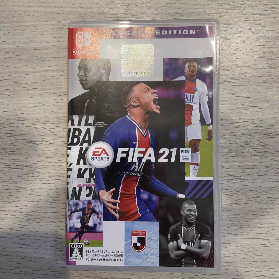 Nintendo Switch(ニンテンドースイッチ)のFIFA 21 Legacy Edition Switch エンタメ/ホビーのゲームソフト/ゲーム機本体(家庭用ゲームソフト)の商品写真