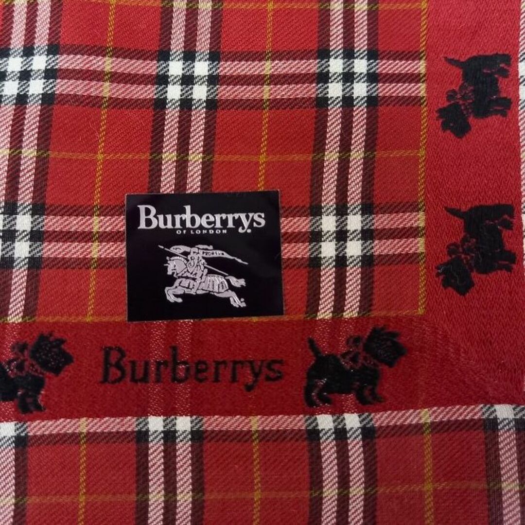 BURBERRY(バーバリー)の【未使用】 Burberry's バーバリー ハンカチ チェック柄 エンジ系 メンズのファッション小物(ハンカチ/ポケットチーフ)の商品写真
