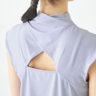 Chacott BALANCE バックデザインハイネックTシャツ ラベンダー