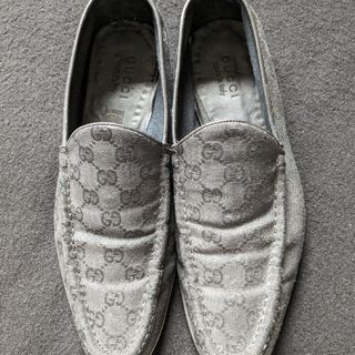 グッチ(Gucci)のGUCCI グッチ　GG柄　黒色　キャンバス　ローファー　シューズ　スリッポン(その他)