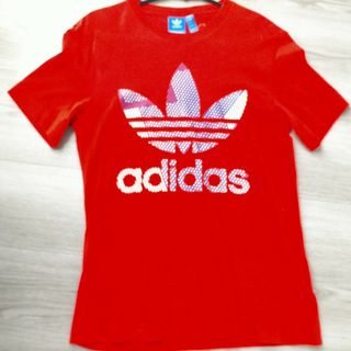 アディダス(adidas)のアディダスTシャツ(Tシャツ(半袖/袖なし))