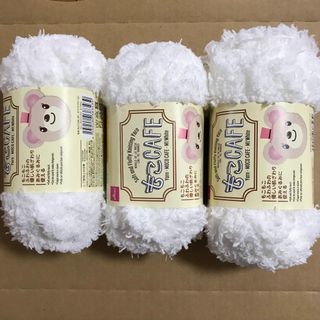 ダイソー毛糸 もこCAFE3玉の通販 by MARON☆105|ラクマ