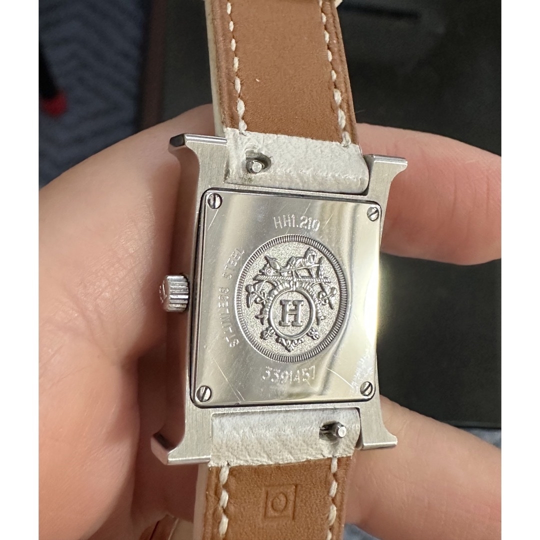 Hermes(エルメス)のHERMES  Hウォッチ　白　シルバー レディースのファッション小物(腕時計)の商品写真