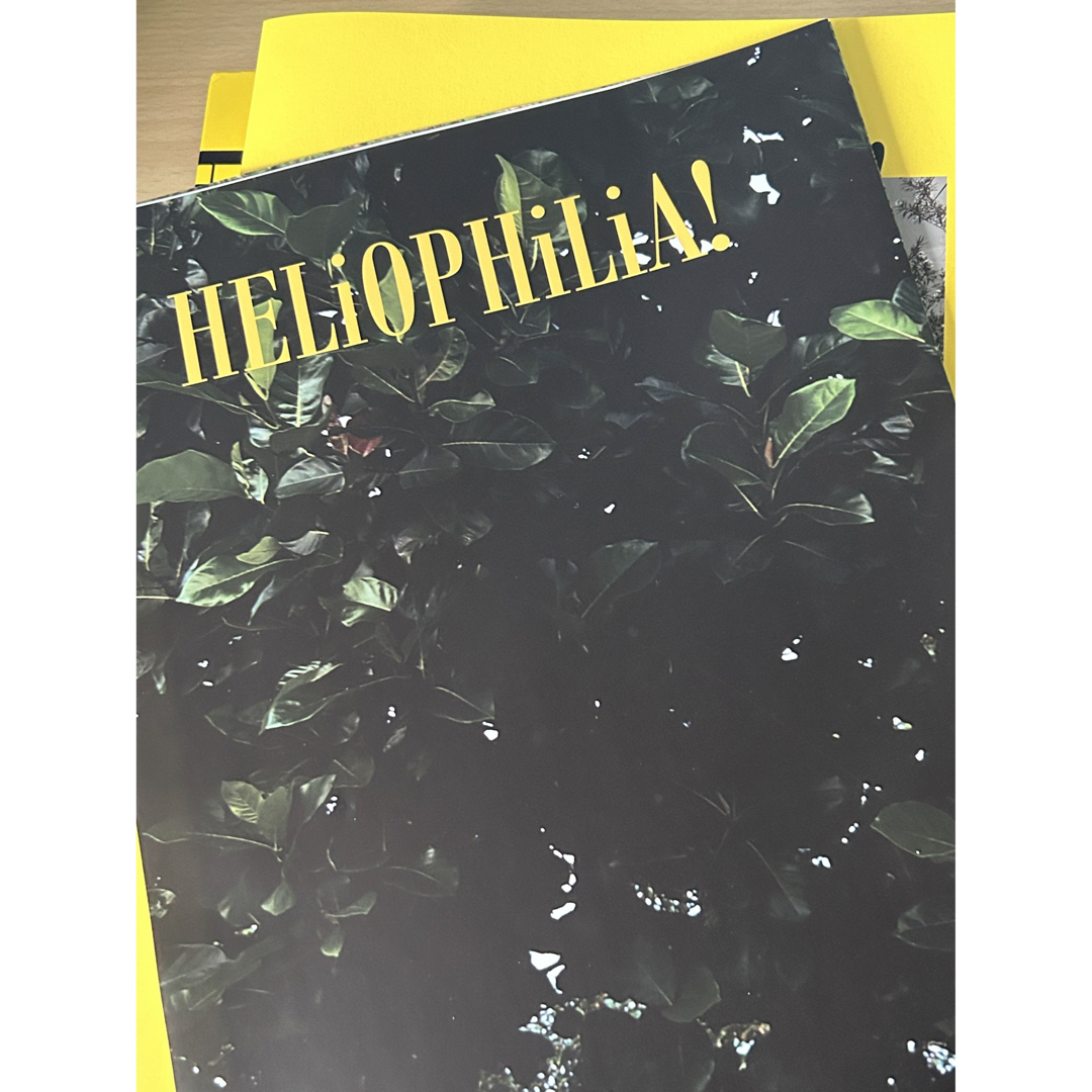 東方神起(トウホウシンキ)の東方神起 韓国 写真集　HELiOPHiLiA! エンタメ/ホビーのCD(K-POP/アジア)の商品写真