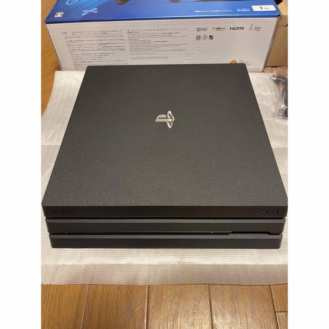 【保証残】SONY PlayStation4 Pro 本体 CUH-7200B